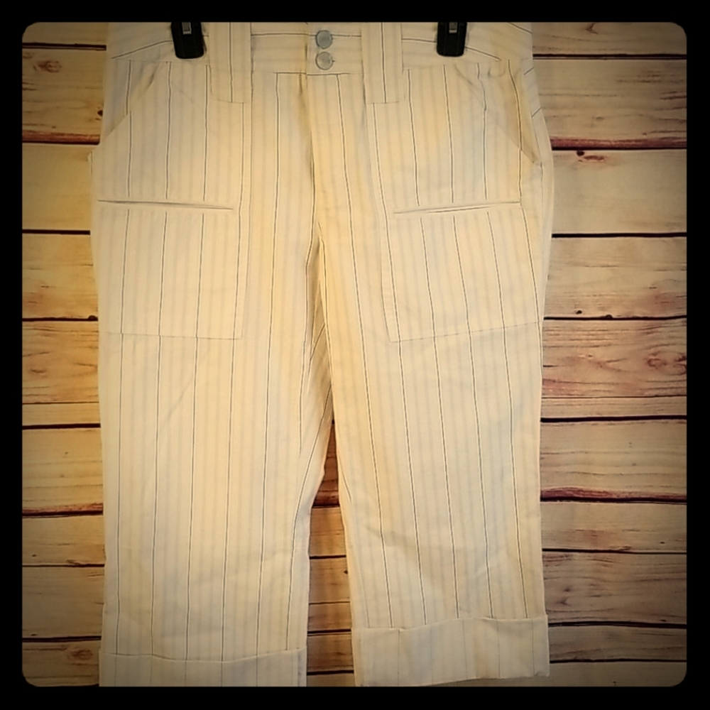 Women's IZOD Striped Capris Size 8